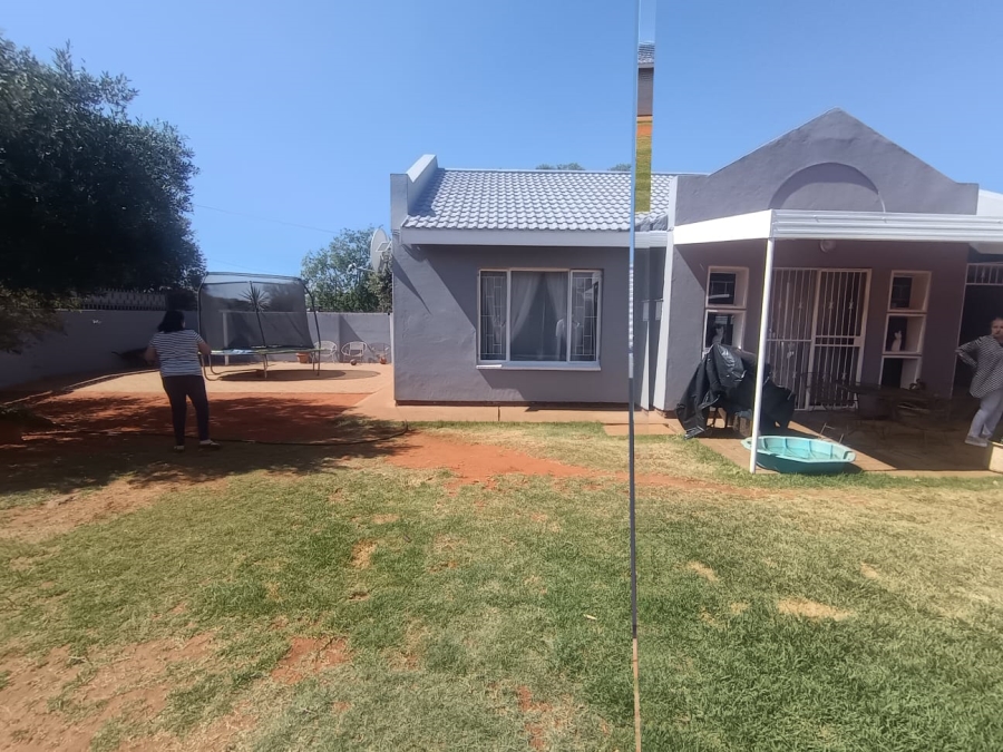 3 Bedroom Property for Sale in Minerva Gardens Northern Cape